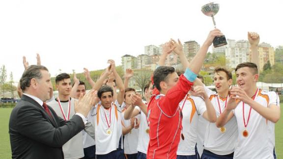  Liseler Arası Futbol Turnuvası 11.Sınıflar Şampiyonu Belli Oldu.