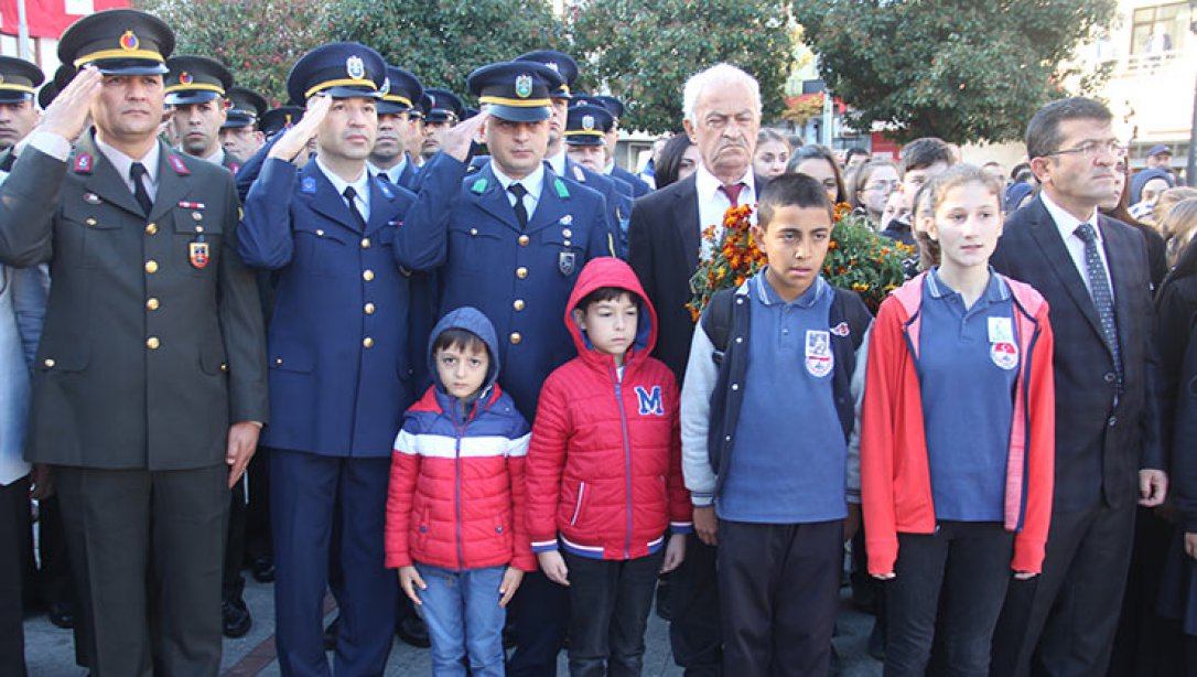 İlçemizde 10 Kasım Atatürkü Anma Törenleri 